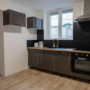 https://suitehome-lanester-1.inbrittany.com